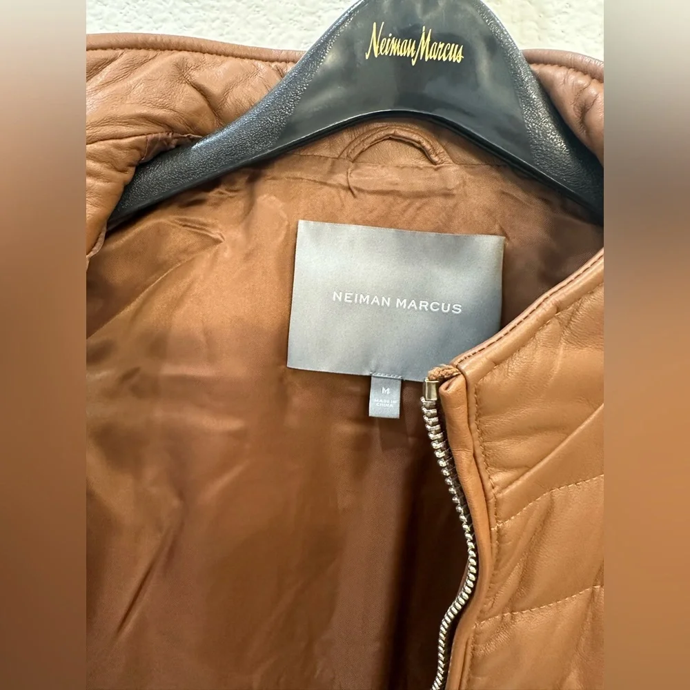 Neiman Marcus lamb leather vest - Picture 4 of 9